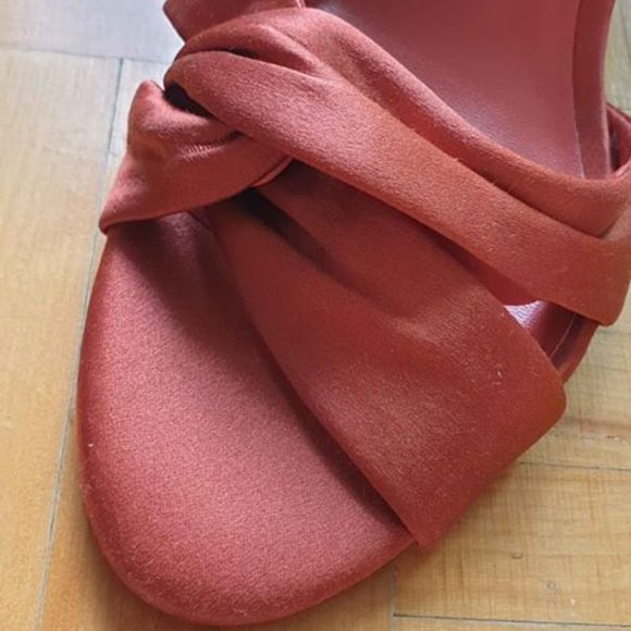 First Women's Shoes (Size 37) - Picture 2 of 6